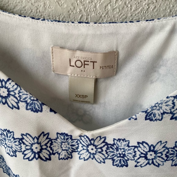 {Loft} Floral Tank - Picture 3 of 3